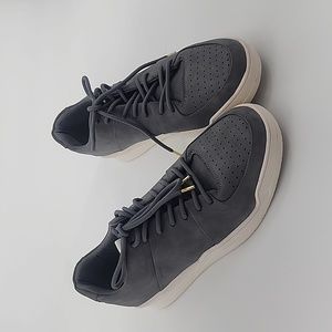 Men’s Steve Madden Vantage Faux suede size 10 Shoes